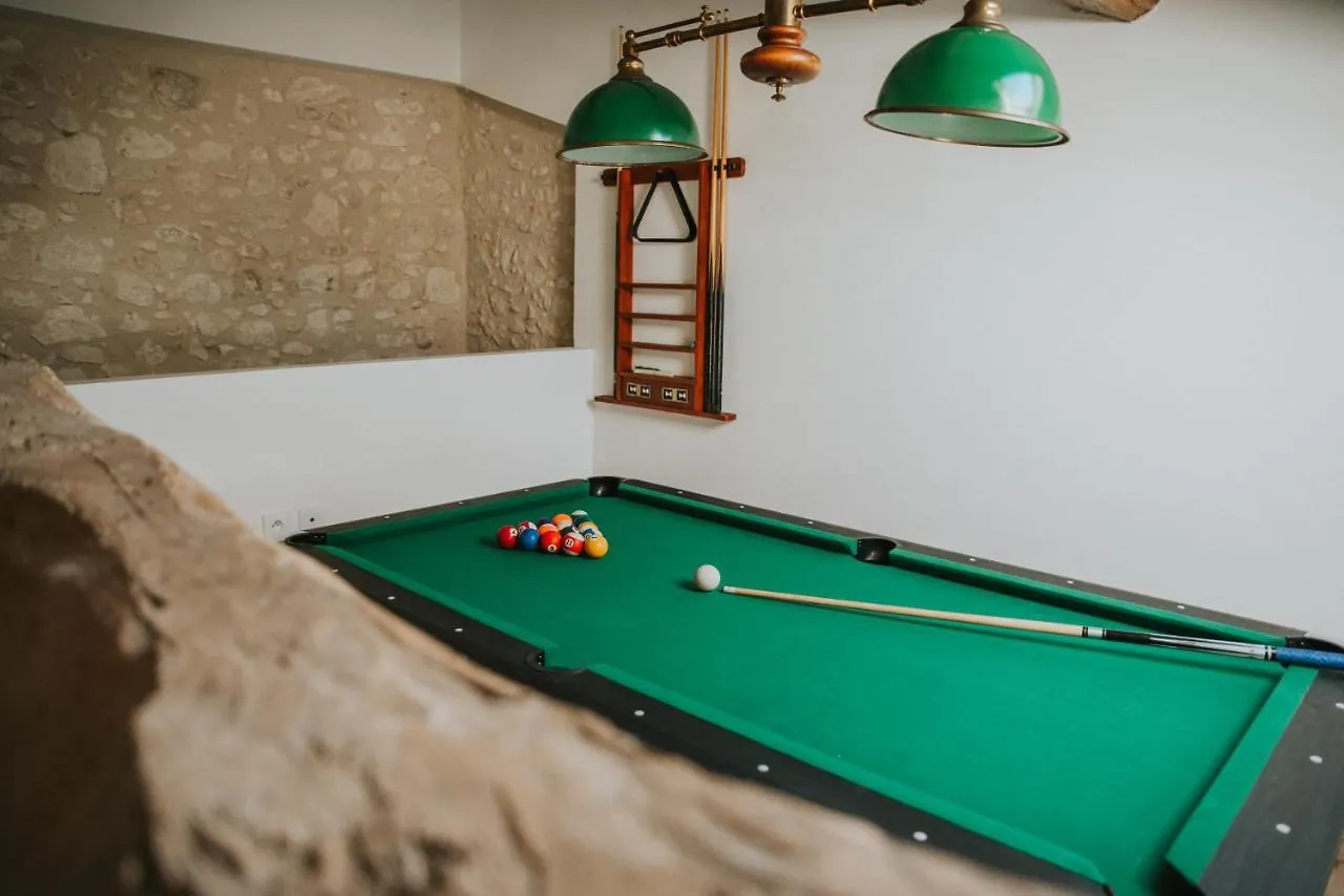 Maison De Campagne Avec Salle De Jeux 6 Personnes Cuq  Holiday home